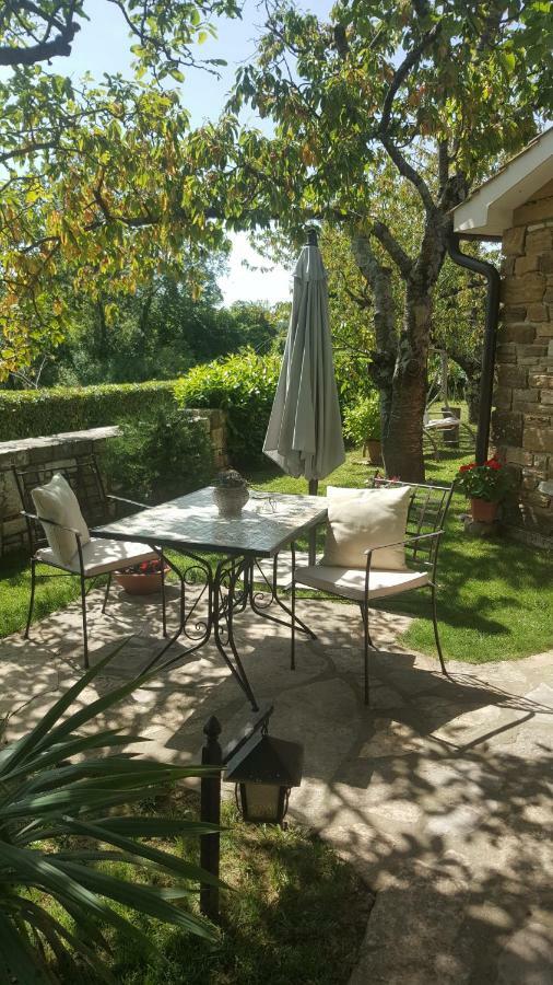 Studio Apartment Cami - Cottage With A Soul Gračišće Bagian luar foto